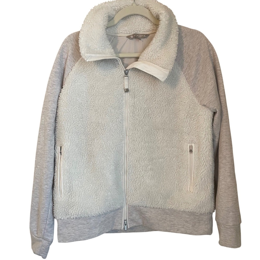 Athleta Tugga Size M Sherpa Knit Cream Gray Full Zip Jacket Casual Athletic